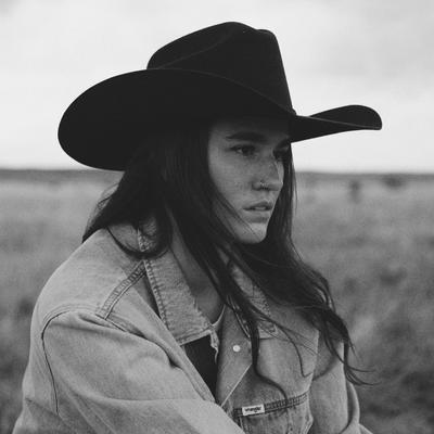 Portrait of creator tonyathemoptop