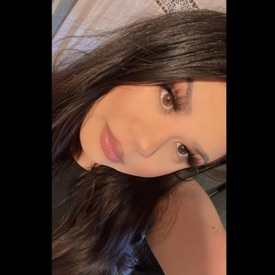 Portrait of creator garcia.kelly17