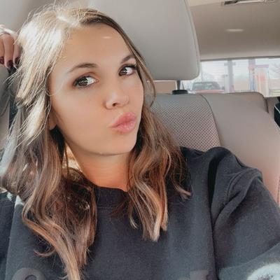 Portrait of creator kourtneyyywithak