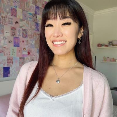 Portrait of creator thekaciecreative