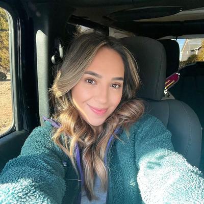 Portrait of creator dailygabz21