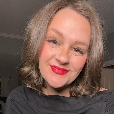 Portrait of creator hayleybowers