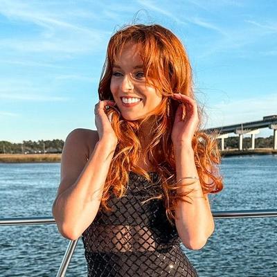 Portrait of creator shelby_paige7