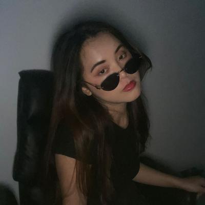 Portrait of creator j.dee_06