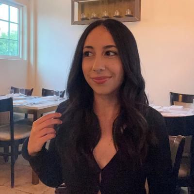 Portrait of creator _maribelcampos_