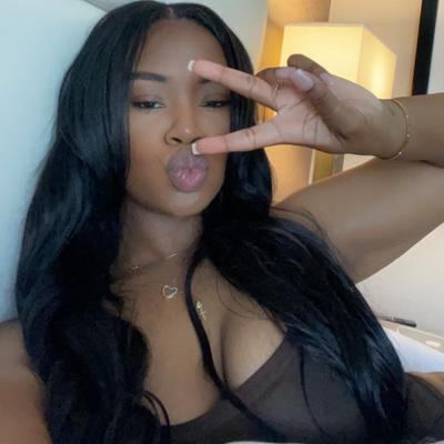 Portrait of creator i.amdejaa