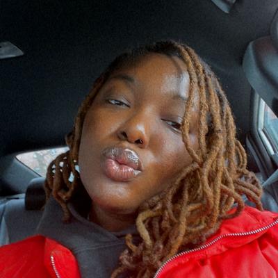 Portrait of creator shelonsvisuals