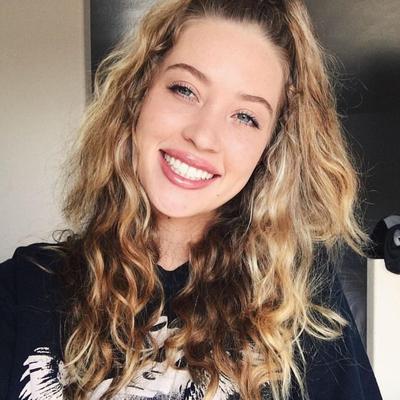 Portrait of creator audreysideasugc