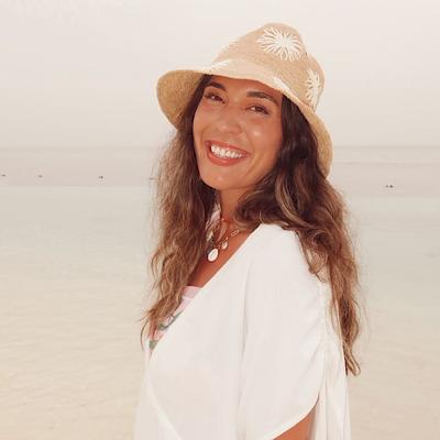 Portrait of creator jetsettravels_