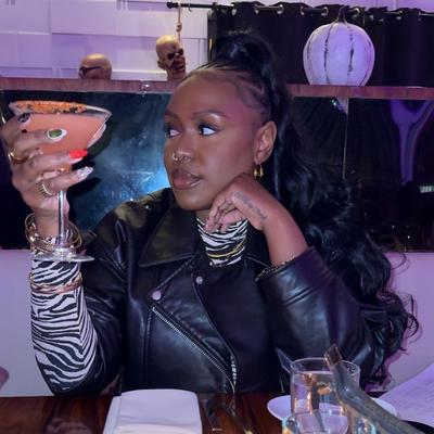 Portrait of creator sheekstyle