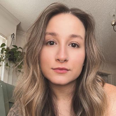 Portrait of creator harleykyrstan