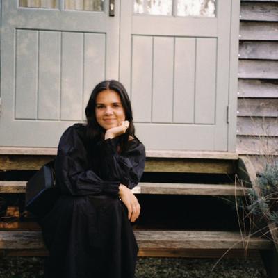 Portrait of creator kimmcarv