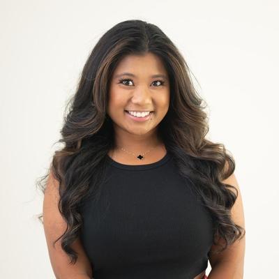 Portrait of creator socialsbyfaith