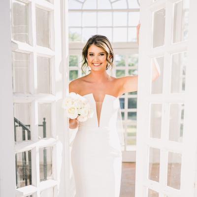 Portrait of creator linleylarrimore