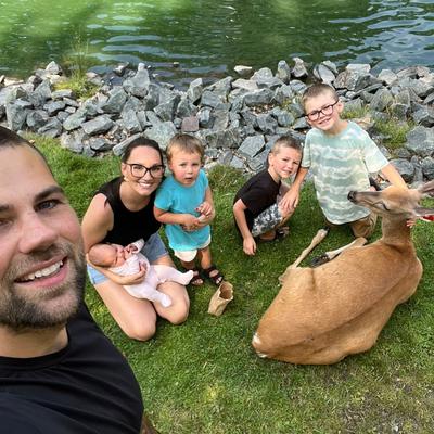 Portrait of creator abbiearndt