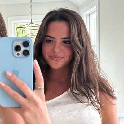 Portrait of creator morganaperryy