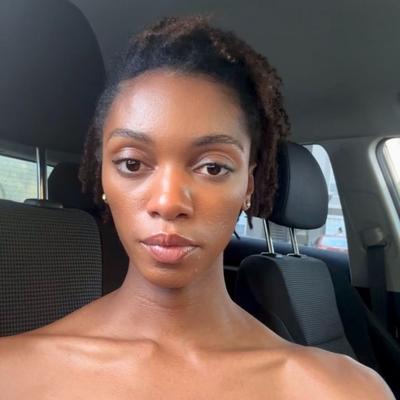 Portrait of creator shaunasshow