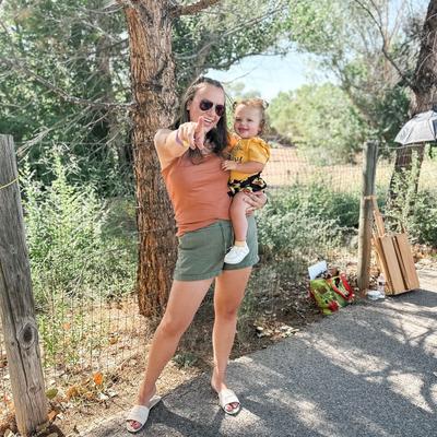 Portrait of creator taytayytertot