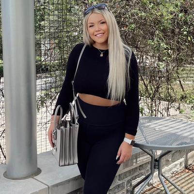 Portrait of creator morgandestinie