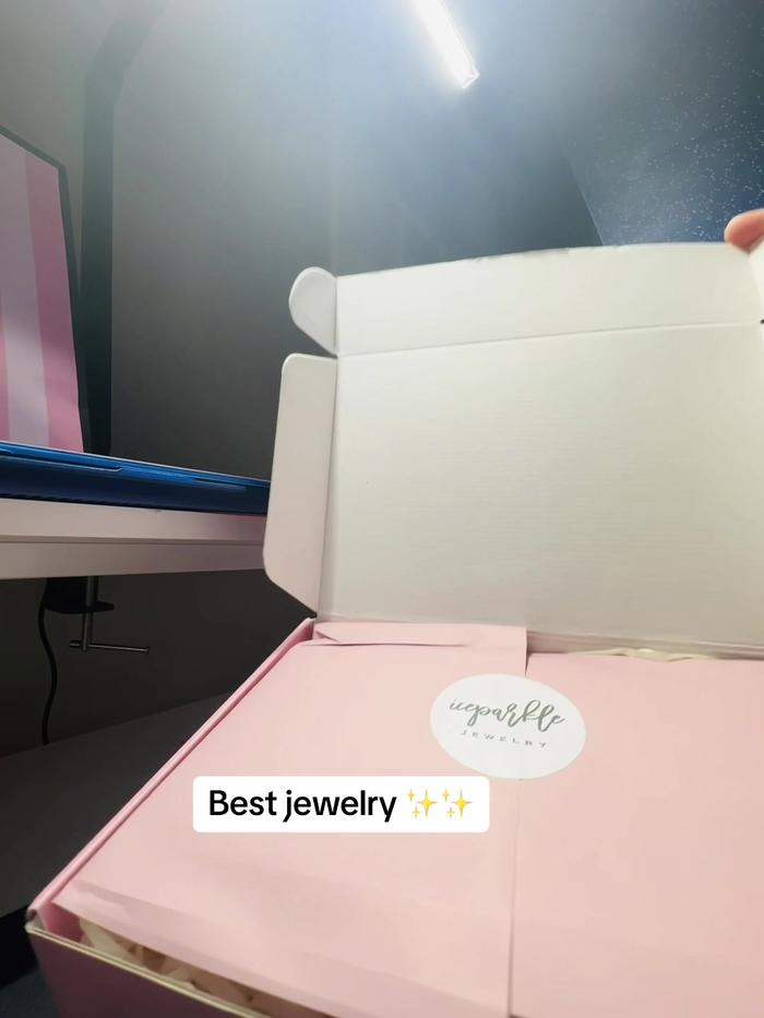 Post by chuchayy_1102