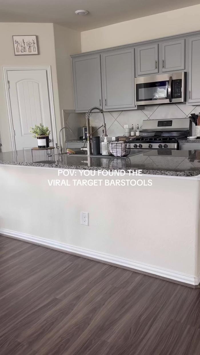 Post by nikkiguevaraa