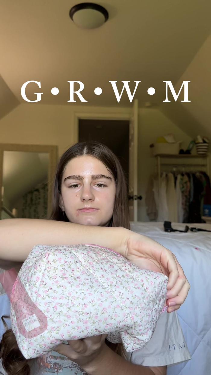 Post by yourdarlinglucyyy