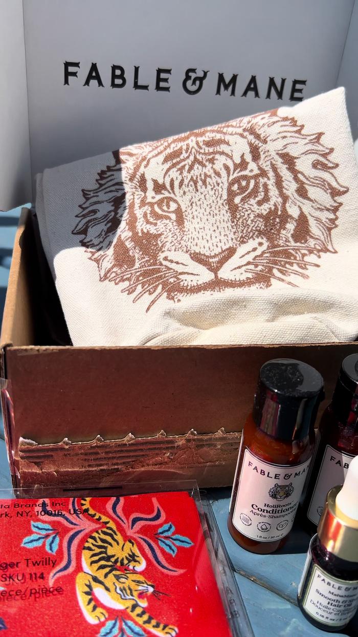 Post by alecreative_