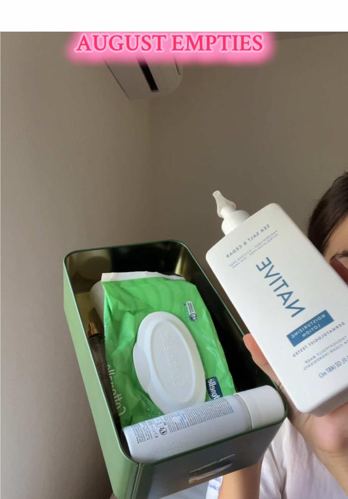 Post by areyoureadingamagazine