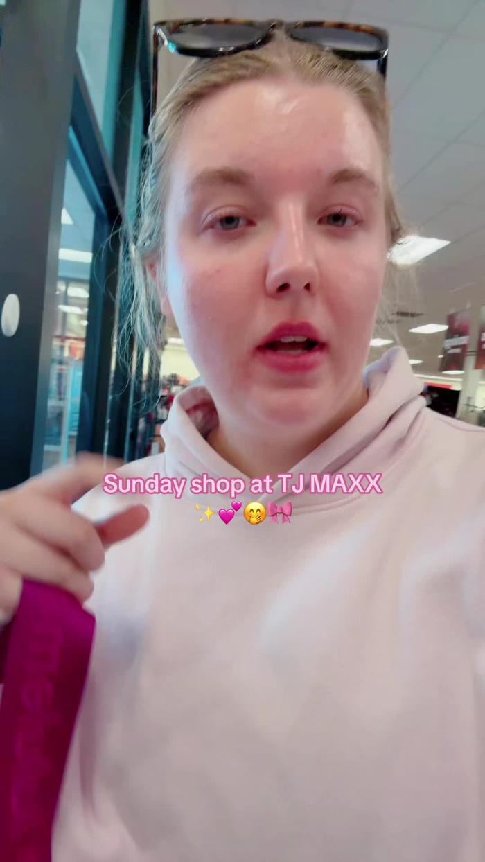 Post by blondehairhotpink